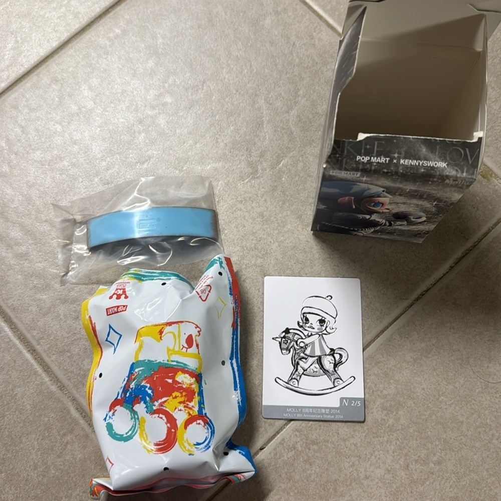 Pop Mart Molly Unicorn Golden Childhood version sealed